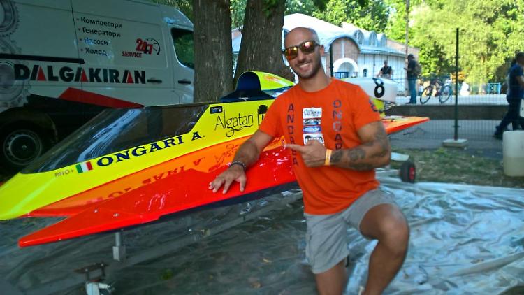 Mondiale F/250. Fanzini campione, secondo Ongari