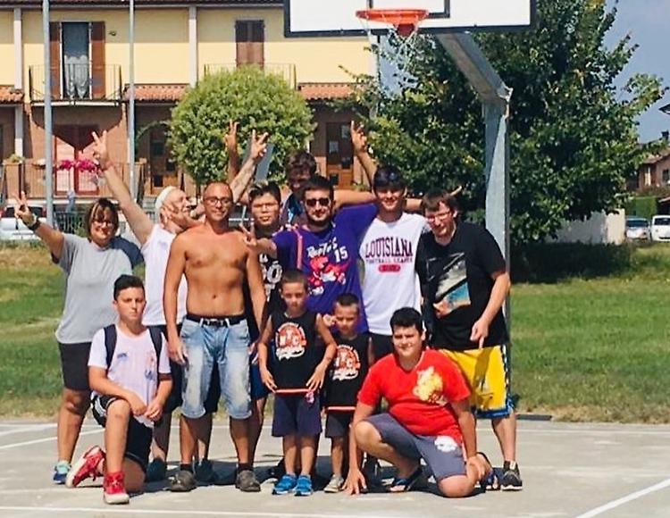 Baskin solidale, il team salva il campetto