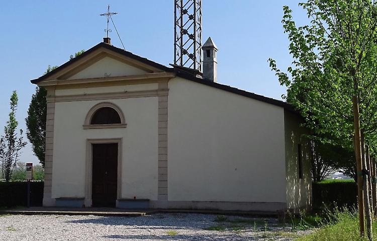 Ladri e vandali a Villavetere. Il don: «Atto vergognoso»