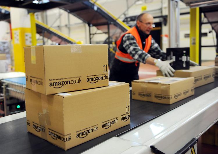 Amazon, 500 milioni per premiare dipendenti a Natale 