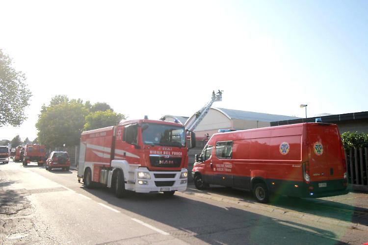 Rogo in una azienda di cannabis nel Milanese, tre feriti