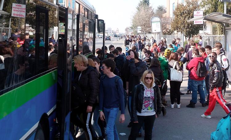Bus e treni: «Ci vuole un forum»