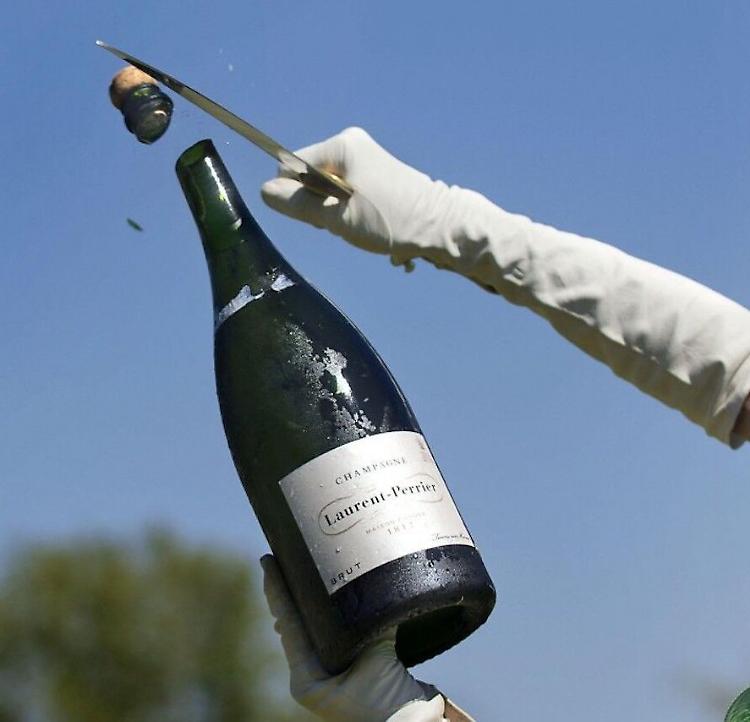 Sciabole e champagne, ecco la Compagnia ispirata a Napoleone