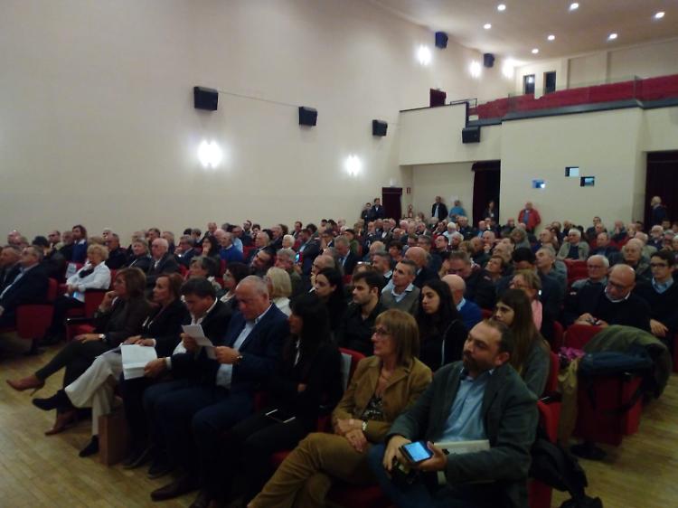 Cineteatro gremito per ricordare Pierre Carniti