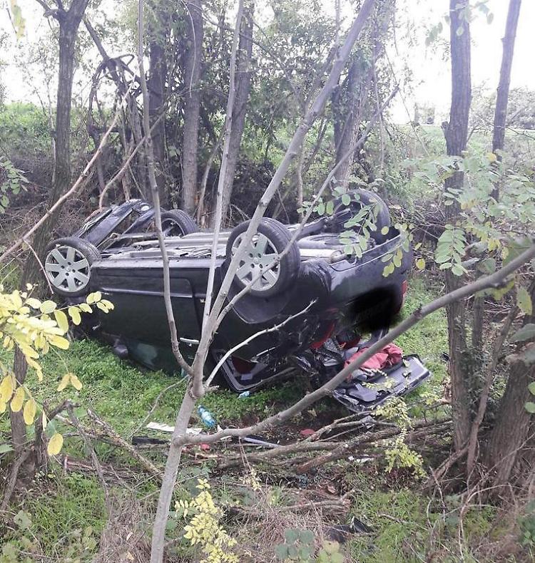 Auto si ribalta tra Caorso e Polignano, ferito un 58enne