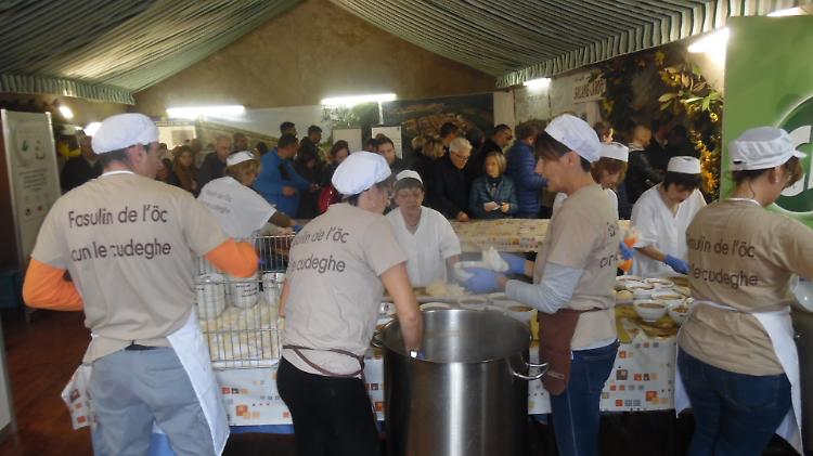 Fasulin, numeri da record: in 3.500 a tavola