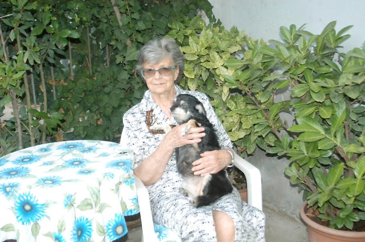 Addio alla signora Carla, storica custode dello Zini