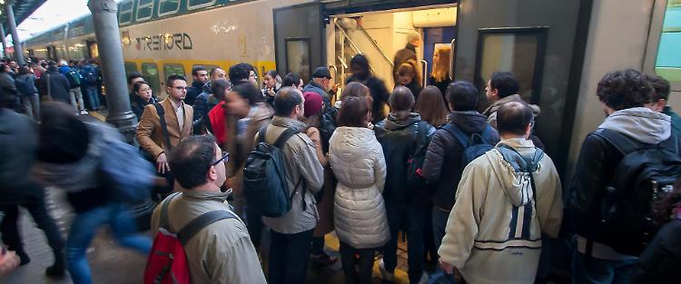 Atto vandalico, soppresso il treno regionale 10613 delle 6