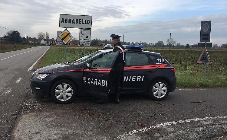 Non si ferma all'alt, inseguito e arrestato dai carabinieri