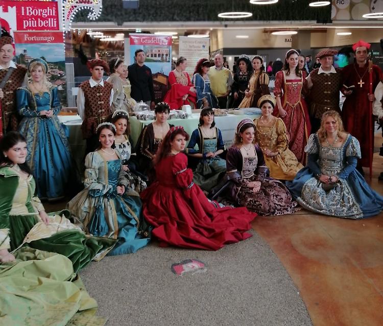 Le dame viscontee di Gradella alla Fiera internazionale del cibo