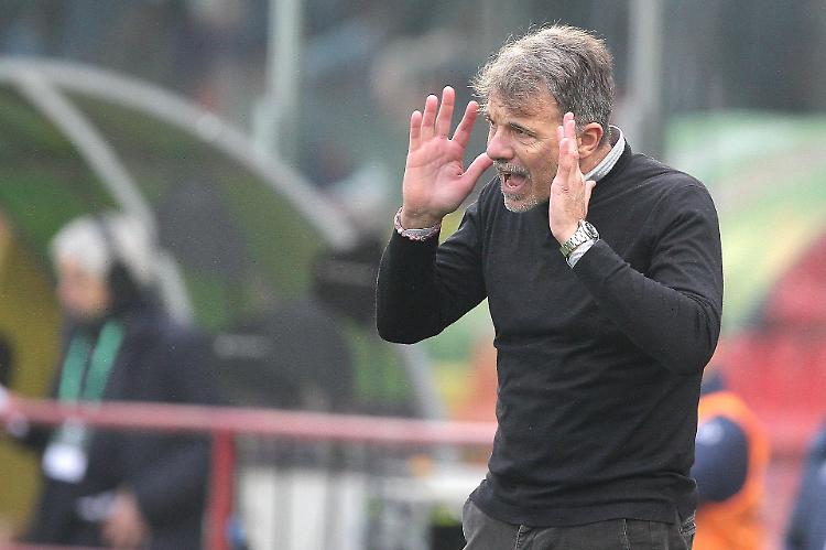 Coppa Italia, Lazio-Cremonese  martedì 14 febbraio