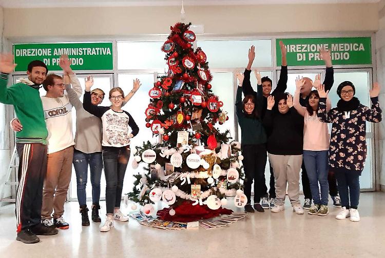 L'albero di Natale contro il bullismo