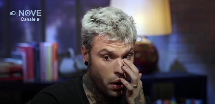 Fedez: 'Sono a rischio sclerosi multipla'