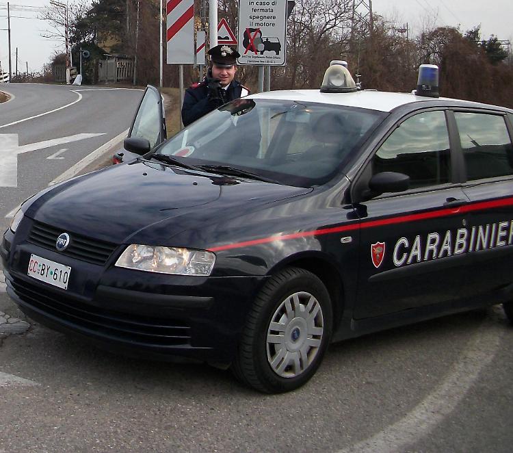 "Acqua al mercurio e oro in frigorifero", poi il furto