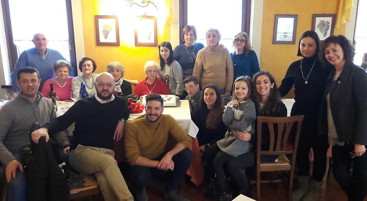 Sarta e barista, festa per i cento anni di nonna Piera
