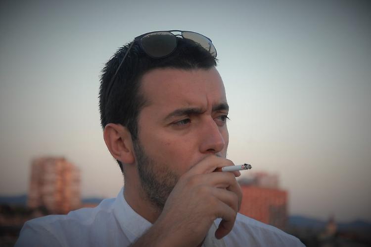 Stop al fumo in strada, l’idea di Sala piace ai sindaci cremonesi