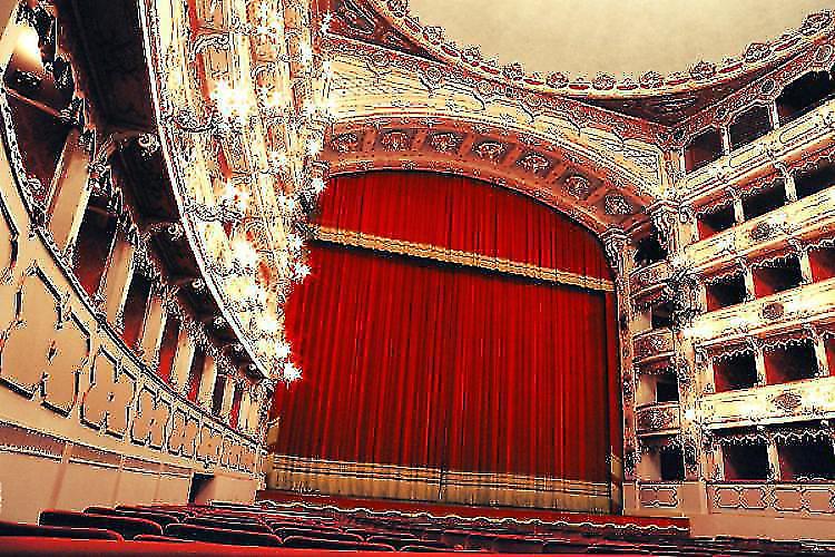 Diritto di critica, vota l'autore della recensione migliore di Giselle