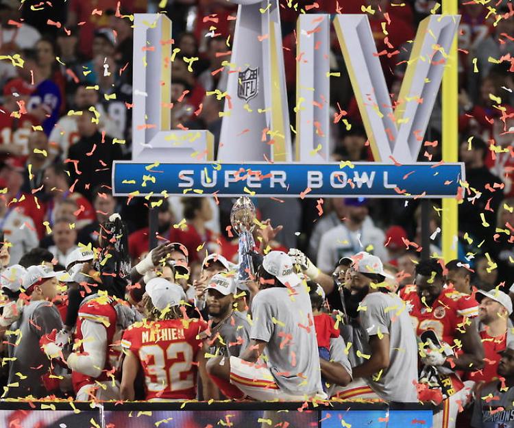 Super Bowl, trionfano i Kansas City Chiefs