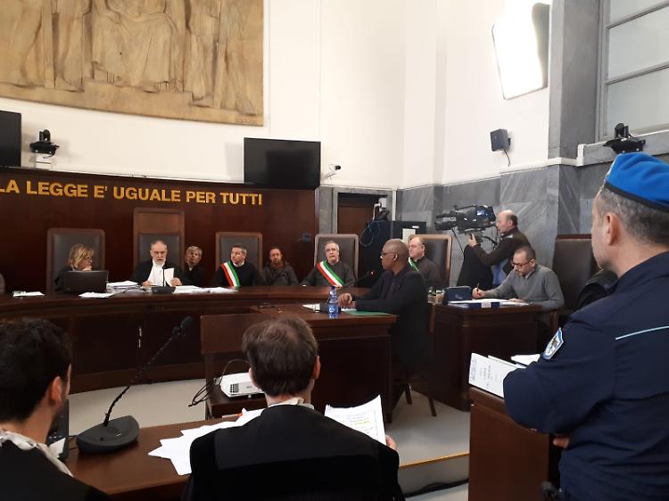 Bus dirottato, decima udienza: oggi previsto l'interrogatorio di Sy