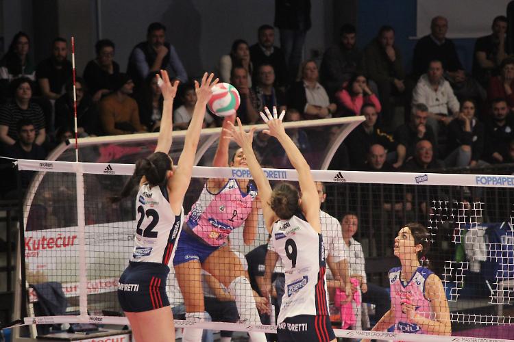 La E'Più Pomì Casalmaggiore piega Perugia in quattro set