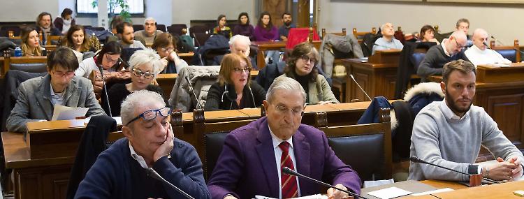 Vertice. La maggioranza prova a ricompattarsi