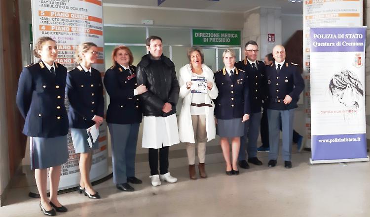 «Questo  non è amore», punto informativo della Polizia in Ospedale