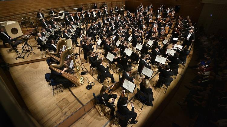 #DIRITTODICRITICA, le recensioni degli studenti del concerto dell'Orchestra di Lucerna