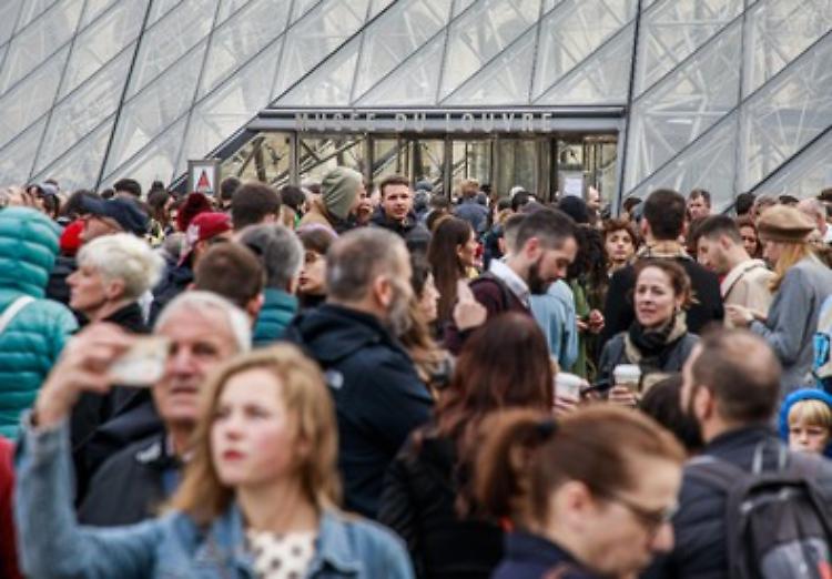 Coronavirus: Louvre chiuso per 'riunione di informazione'