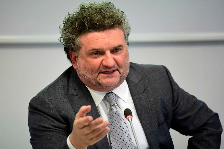 Coronavirus: positivo al test assessore Lombardia