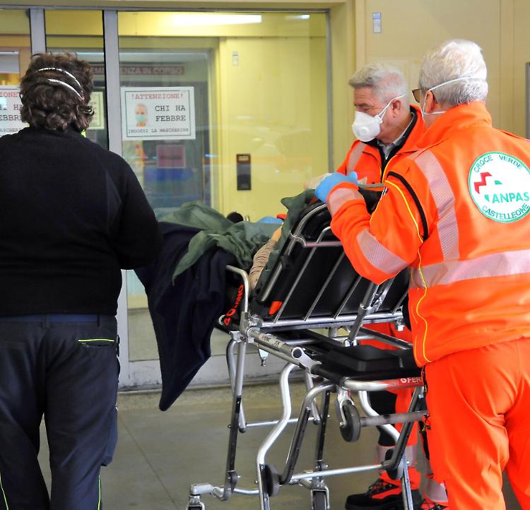 Coronavirus, «All'Ospedale di Crema ormai siamo al limite»