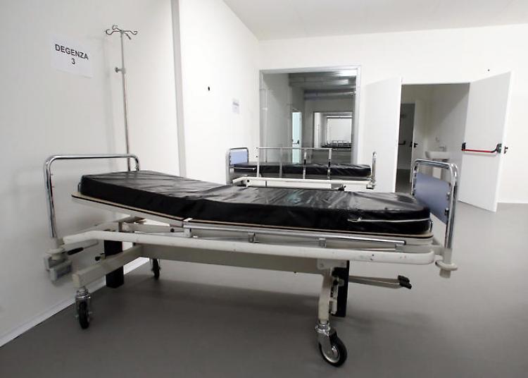Coronavirus: Milano, ecco l'ospedale in allestimento nei padiglioni della Fiera
