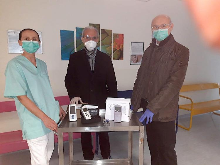 Coronavirus, tre pulsossimetri dal Rotary Piadena in dono all'ospedale di Asola