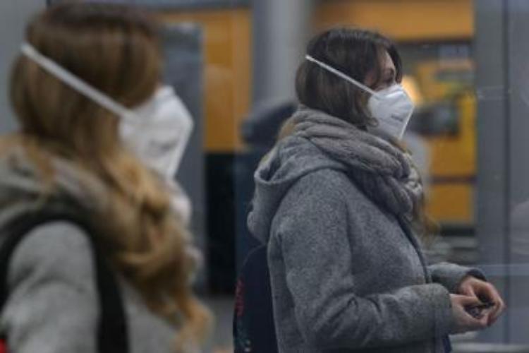 Coronavirus, 440.000 mascherine in distribuzione a province e volontari