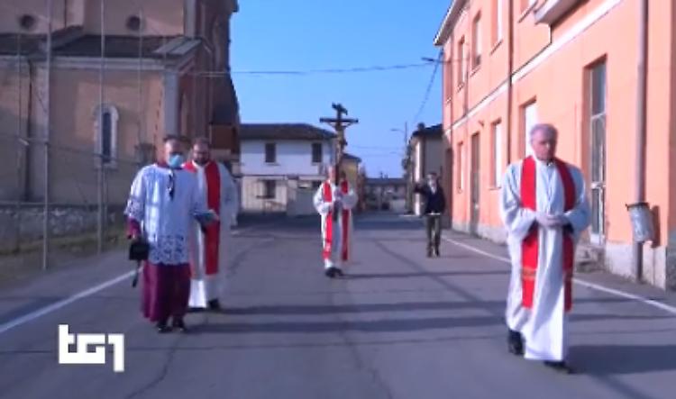 Ribalta nazionale per Cornaleto:  la pandemia non ha fermato il Santo Crocifisso