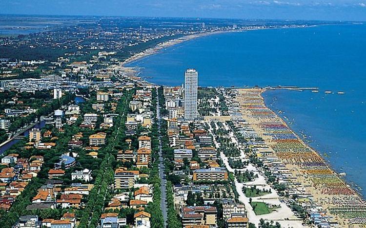Coronavirus: Riviera si blinda per respingere i turisti