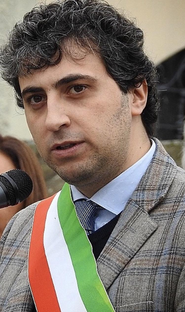 Sintomi ascrivibili al Coronavirus, il sindaco Marchi si prende una pausa