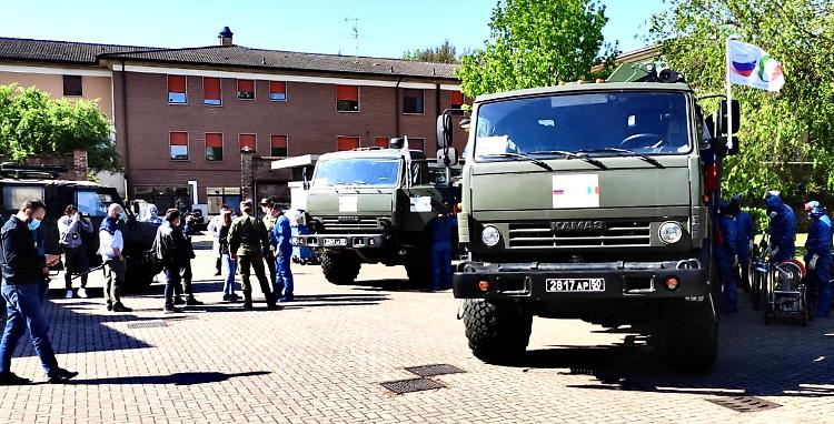 Coronavirus, l’esercito russo sanifica le Rsa