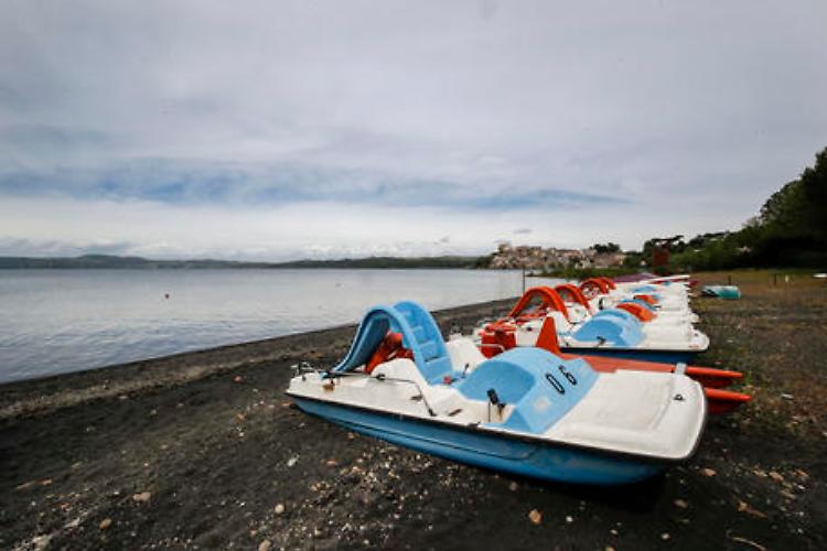 Decreto Rilancio, ipotesi bonus baby sitter da 1.200 euro. Tax credit vacanze fino a 500 euro