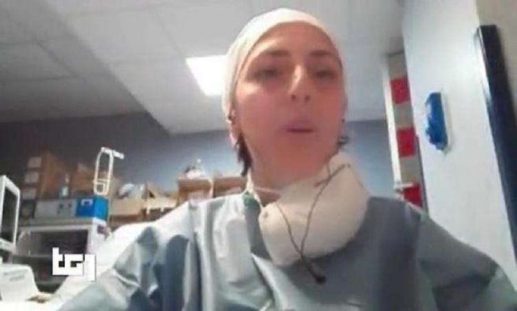 La Lega Pro scrive al medico Mangiatordi: «Sei un'eroina di questi tempi»