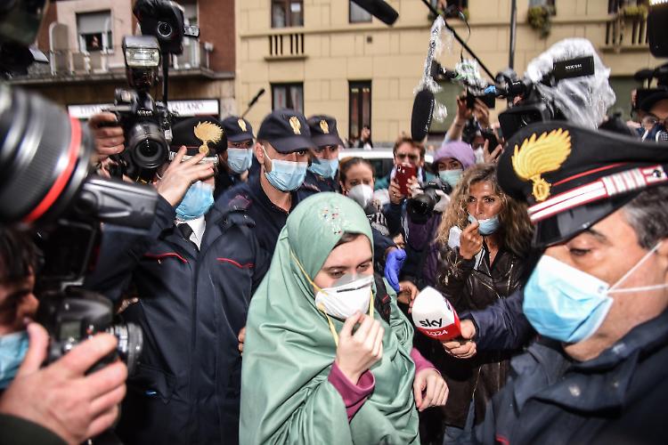 Silvia Romano è arrivata a Milano