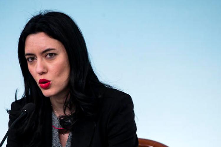 Azzolina: "Possibile bocciare se lo studente è troppo carente!