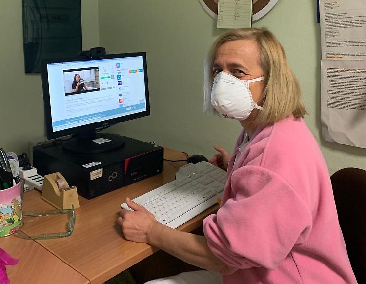 Gravidanza e neomamme, nuovo servizio di supporto a distanza