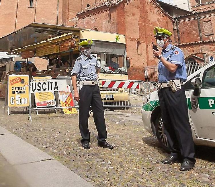 Torna il mercato «vero», oggi è al gran completo