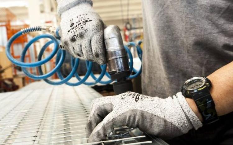 Coronavirus, oltre la metà degli italiani teme di perdere il lavoro