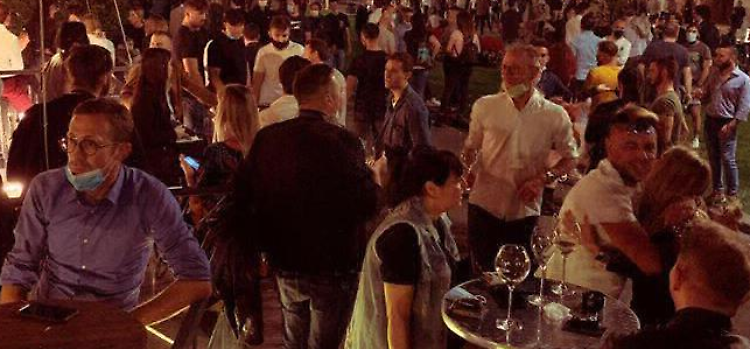 Allarme Fase 2: notte agitata a Cremona e in provincia, tanta gente in giro e schiamazzi