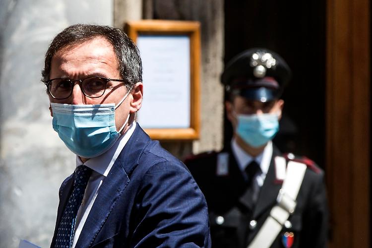 Coronavirus, Boccia: 'A Cremona un'ecatombe'