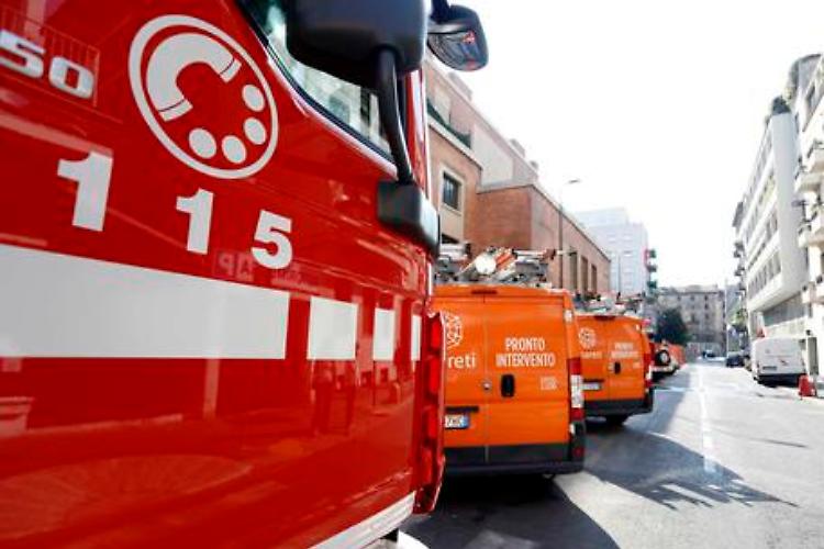 Crollo in una casa in ristrutturazione a Napoli, morti due operai