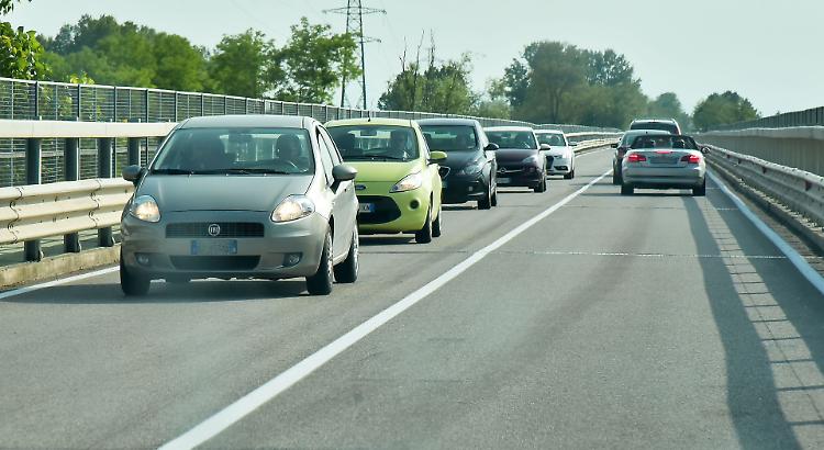 «No al ponte sullo Stretto. Ora serve quello sul Po»