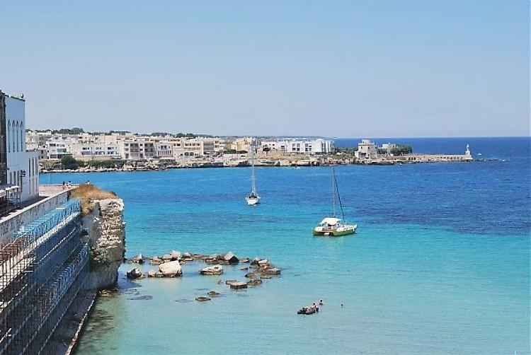 Frontiere Ue aperte a metà, a soffrire sarà il turismo