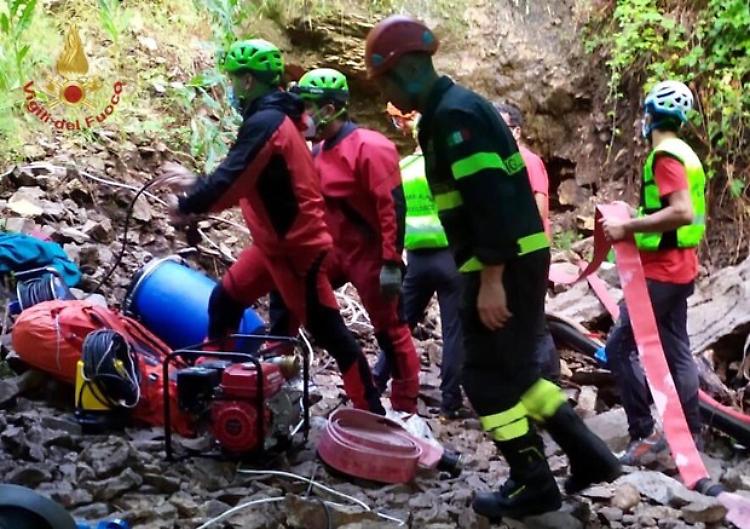 Trovato morto speleologo a Roccamorice, recuperata la salma